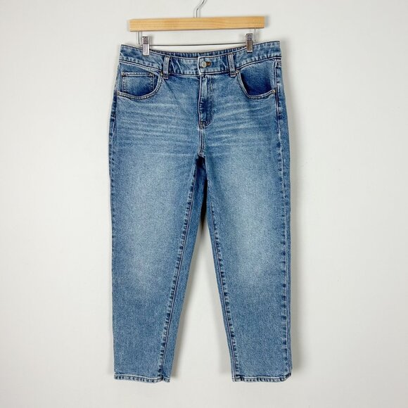 Talbots Everyday Relaxed Jeans Straight Leg Medium Blue Wash Size 12 Petite Wome - Picture 1 of 4